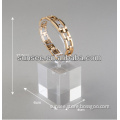 2014 New Design Fashion Acrylic Watch display Stand